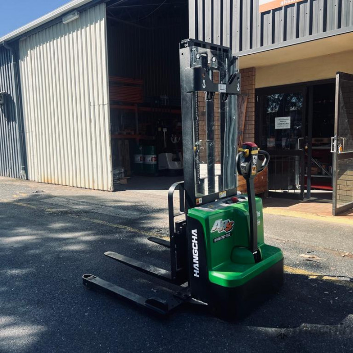 Lithium Stacker